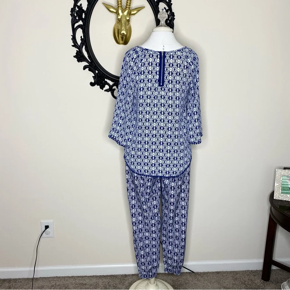 Xhilaration Dark Blue and White Print Top and Matching Pants Set